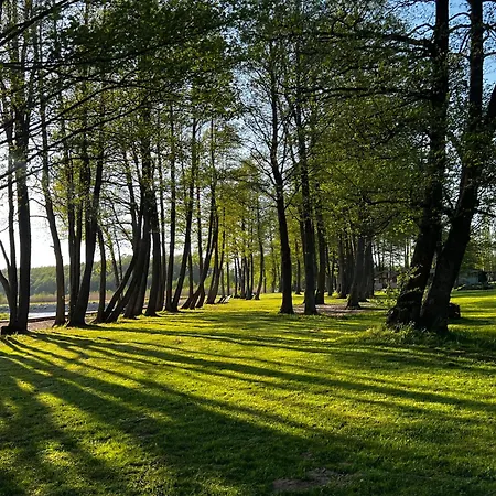 Atputas Kempings Ozoli Feriehus Usma